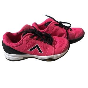 Tyrol Women's Pickleball Striker Pro V size 6.5 EUC sneaker pink
